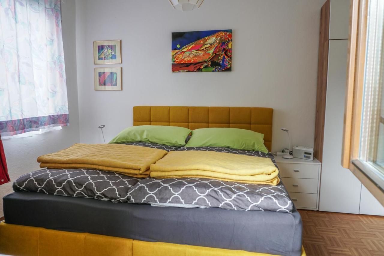 Vorstadt-Appartement Haus Monika Aussere Ragnitz Bagian luar foto