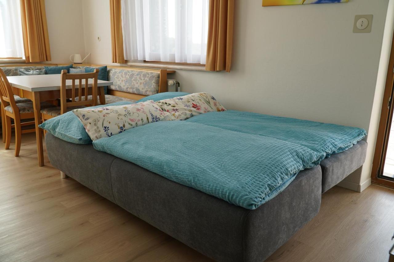 Vorstadt-Appartement Haus Monika Aussere Ragnitz Bagian luar foto